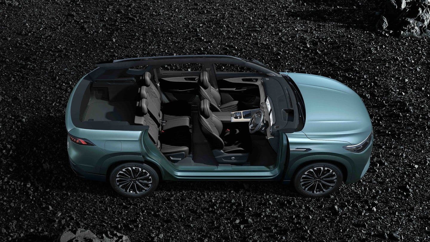 7-Seater Luxury dengan CDC Suspension